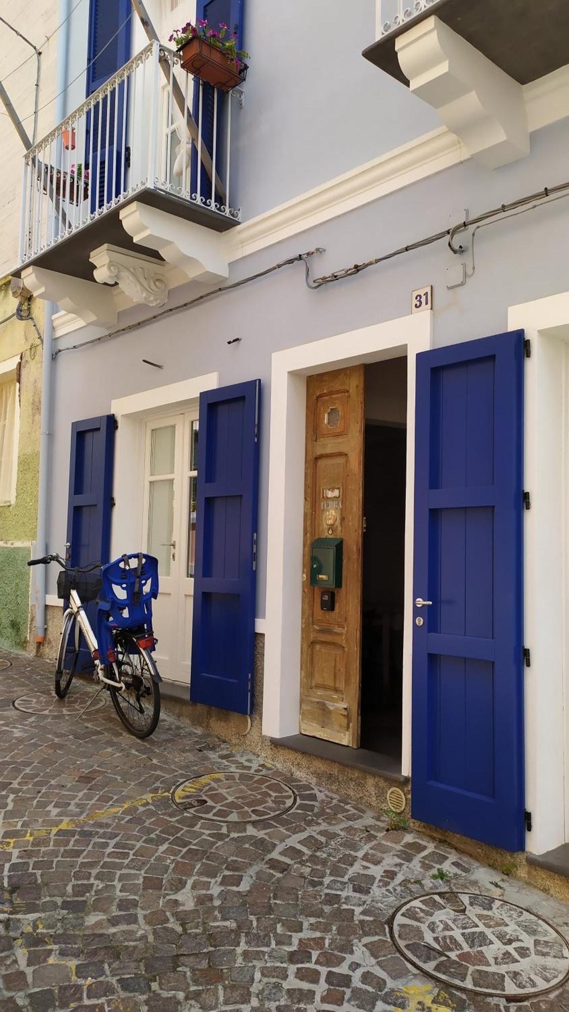 B&B Terra - Stanza Poesia Carloforte  Luaran gambar